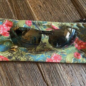 Maui Jim Black Wraparound Sunglasses